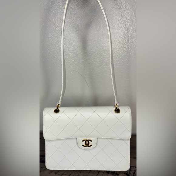 Vintage CHANEL CC Kelly Flap Shoulder Bag in White Caviar - Picture 1 of 10